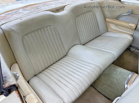 1Y71Z139615 1961 FORD T-BIRD Two Tone Widok wnętrza z przodu
