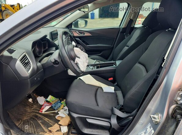 3MZBN1K77JM231354 2018 MAZDA 3 Silver Widok deski rozdzielczej