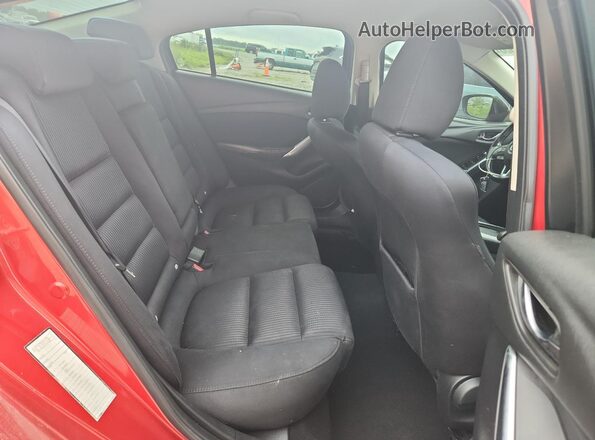 JM1GJ1U56G1407252 2016 MAZDA 6 Red Widok wnętrza z tyłu