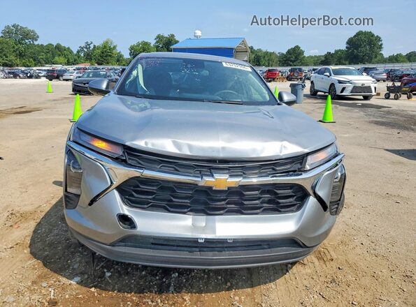 KL77LFEPXSC304448 2025 CHEVROLET TRAX Gray Rear view