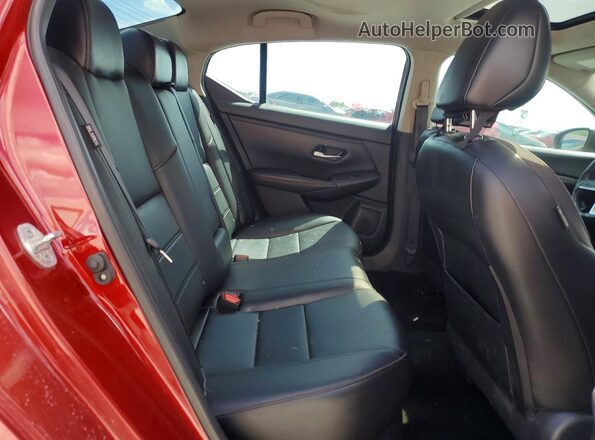 3N1AB8DV9MY307880 2021 NISSAN SENTRA Red Vista del compartimento del motor