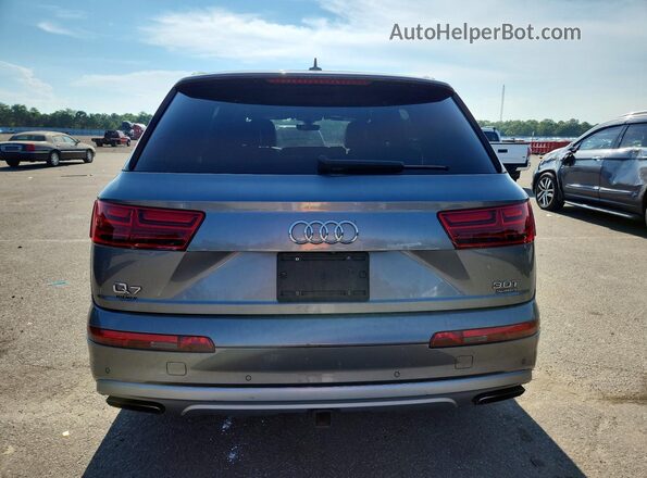 WA1VAAF76JD024742 2018 AUDI Q7 Gray Вид салону спереду