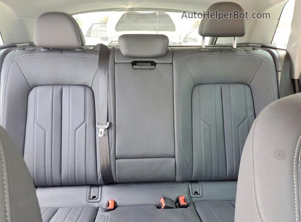 WA1AAAGEXNB007777 2022 AUDI E-TRON White Rear interior view