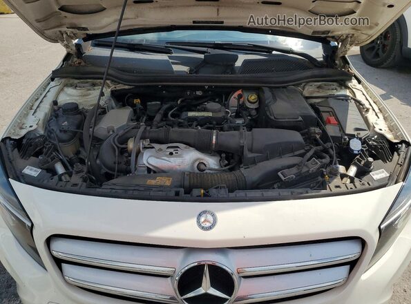 WDCTG4EB2HJ303582 2017 MERCEDES-BENZ GLA White Vista de la etiqueta del VIN
