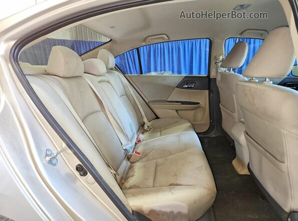 1HGCR2F34HA298740 2017 HONDA ACCORD Tan Vista interior trasera