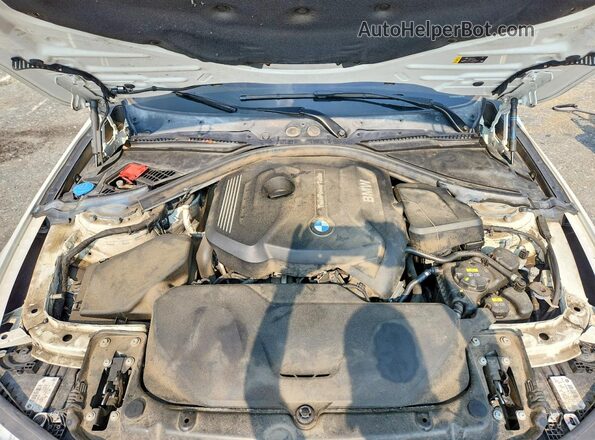 WBA8D9C58JA607906 2018 BMW 3 SERIES White Вид підкапотного простору