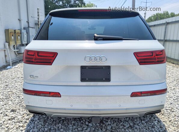 WA1LHAF71KD026709 2019 AUDI Q7 White Вид салону спереду