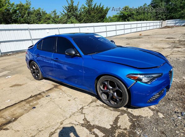 ZARFAMBN5K7611956 2019 ALFA ROMEO GIULIA Blue Widok z przodu