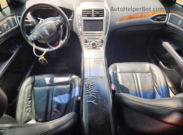 3LN6L5C90HR605295 2017 LINCOLN MKZ Black ხელსაწყოთა პანელის ხედი