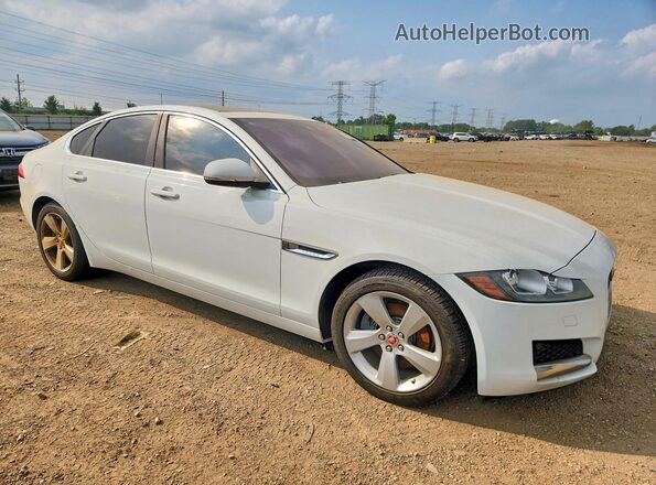 SAJBR4FX1JCY69492 2018 JAGUAR XF White Вид спереду
