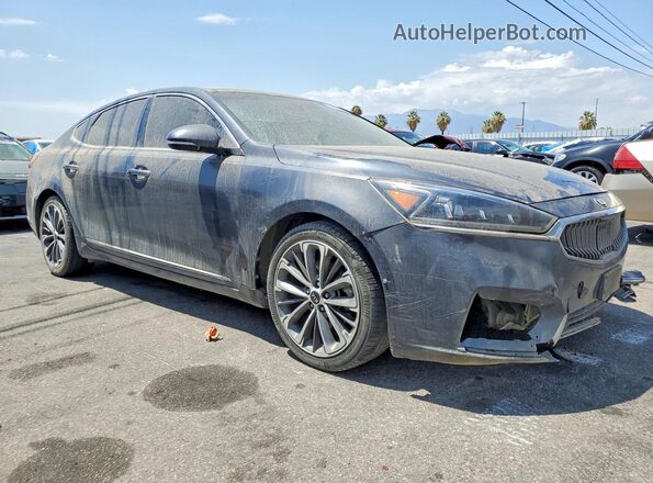 KNALC4J19H5091848 2017 KIA CADENZA Gray Front view