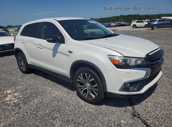 JA4AP3AU0JU017114 2018 MITSUBISHI OUTLANDER White Դիմացի տեսք