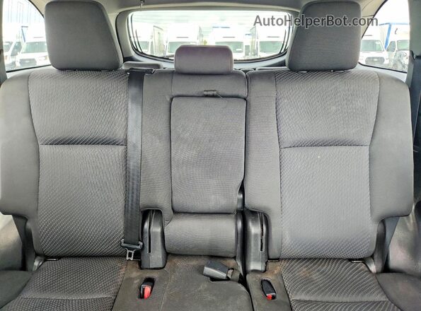 5TDZARFH9HS023291 2017 TOYOTA HIGHLANDER Gray Widok wnętrza z tyłu