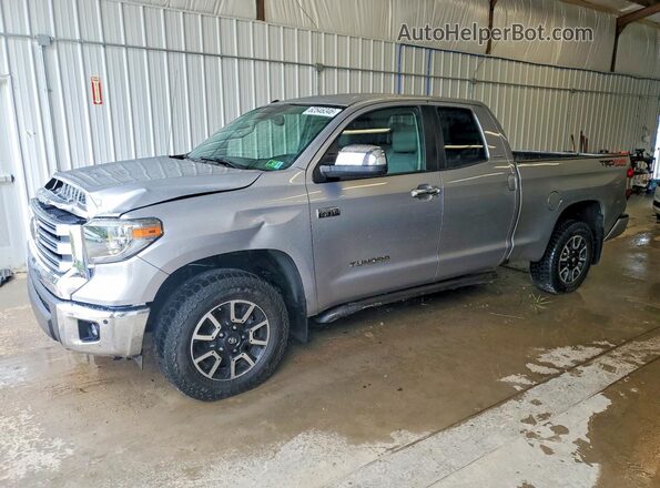 5TFBY5F13JX693668 2018 TOYOTA TUNDRA Silver Trasero izquierdo