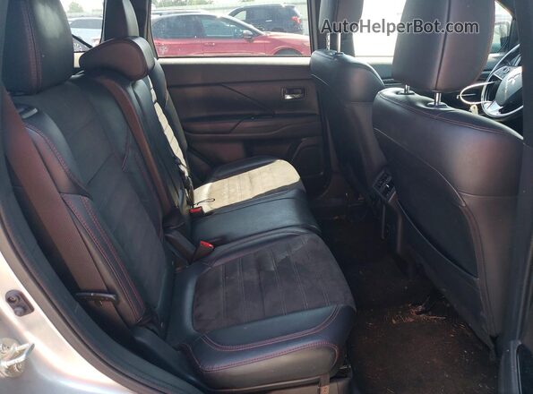 JA4AD3A34LJ000708 2020 MITSUBISHI OUTLANDER Silver Engine compartment view