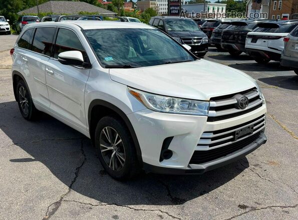 5TDBZRFH9HS481326 2017 TOYOTA HIGHLANDER White Vista frontal