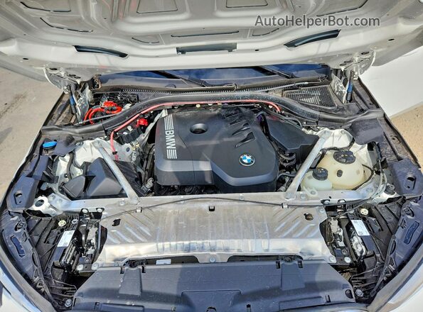 5UX53GP04T9241490 2026 BMW X3 White VIN კოდის სტიკერის ხედი