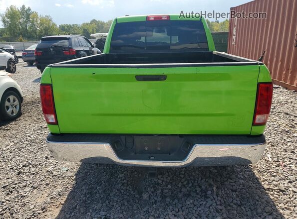 1C6RR7GG4HS792301 2017 RAM 1500 Green Widok wnętrza z przodu