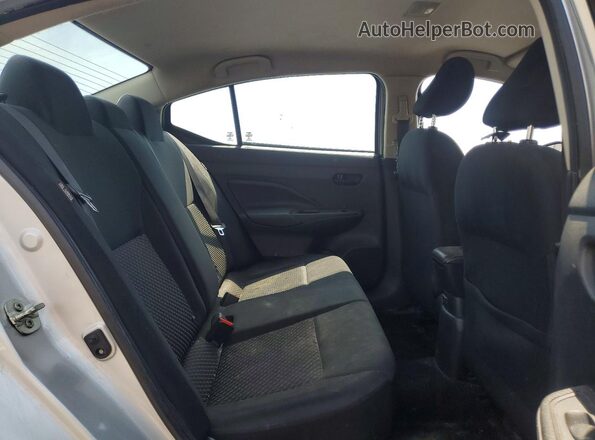 3N1CN8DV5LL868265 2020 NISSAN VERSA Silver Rear interior view