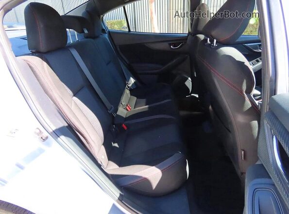 4S3GKAL65H3600781 2017 SUBARU IMPREZA Серебряный Вид салона спереди