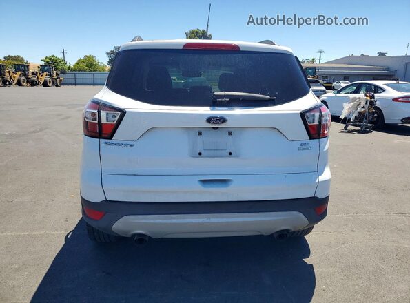 1FMCU0GD6JUD07995 2018 FORD ESCAPE White წინა სალონის ხედი