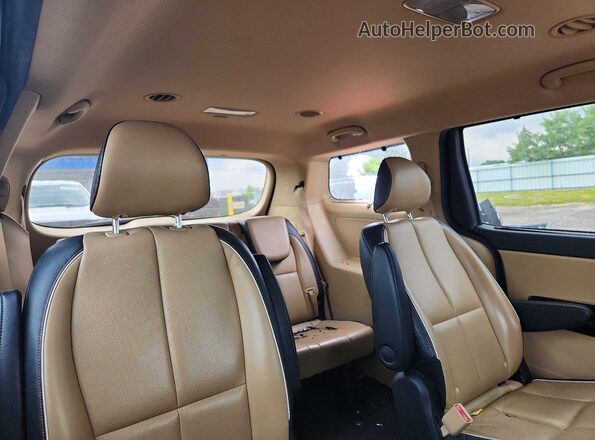 KNDMC5C12G6159054 2016 KIA SEDONA Black Widok komory silnika