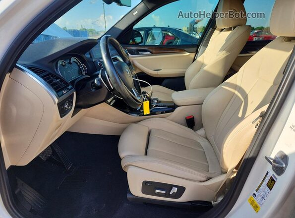 5UXTR7C51KLF27065 2019 BMW X3 White Dashboard view