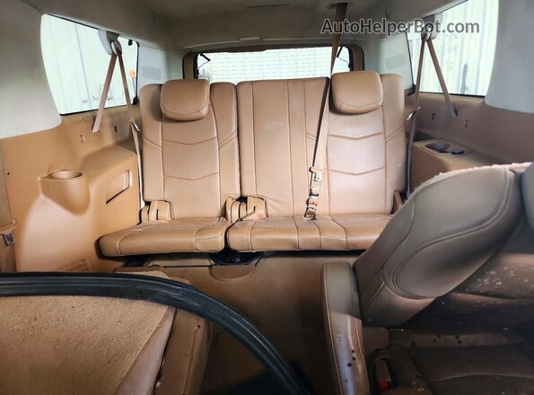 1GYS4KKJ6GR349033 2016 CADILLAC ESCALADE Черный Вид задней части салона