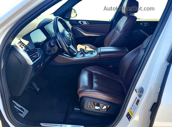 5UXCR6C57KLL23121 2019 BMW X5 White Դիմացի տեսք