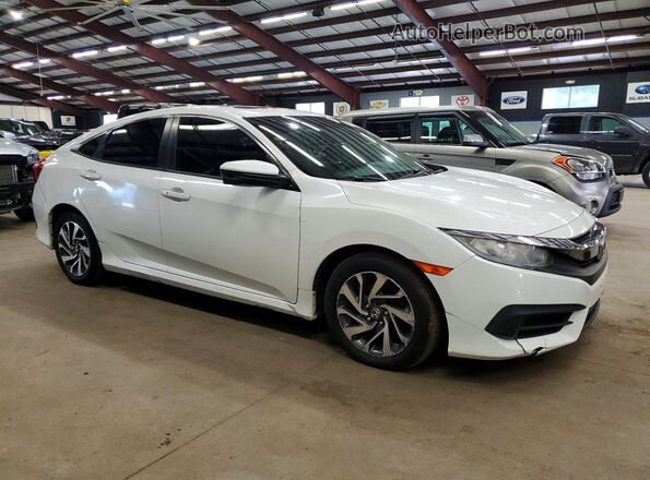 19XFC2F75HE228225 2017 HONDA CIVIC White Widok z przodu