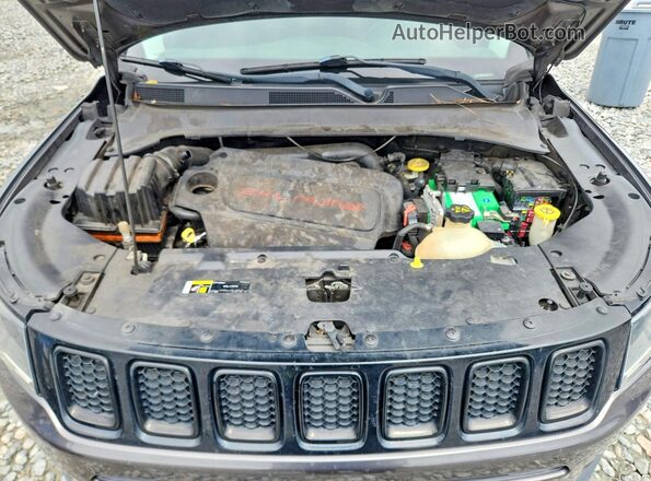 3C4NJCBB3JT318315 2018 JEEP COMPASS Серый Вид наклейки с VIN-кодом