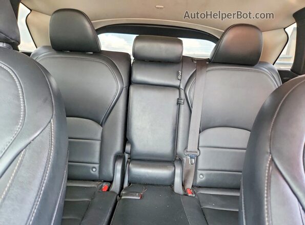 3PCAJ5M15KF130992 2019 INFINITI QX50 Белый Вид задней части салона