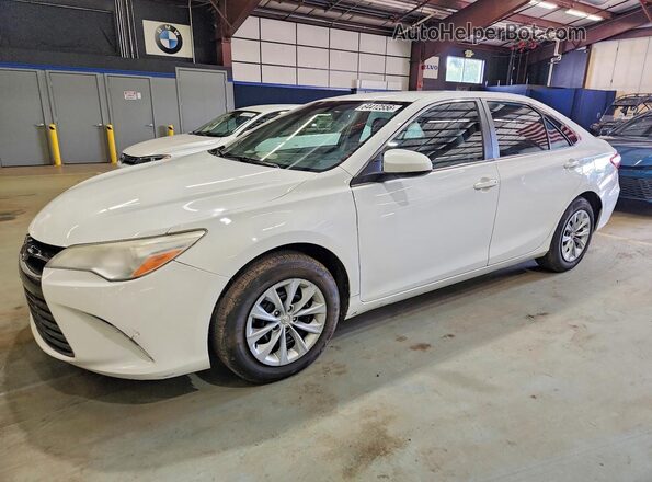 4T1BF1FK2HU802765 2017 TOYOTA CAMRY Белый Задняя левая четверть