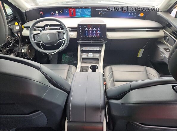 5LMPJ8JA4SJ909544 2025 LINCOLN NAUTILUS Black Вид щитка приладів