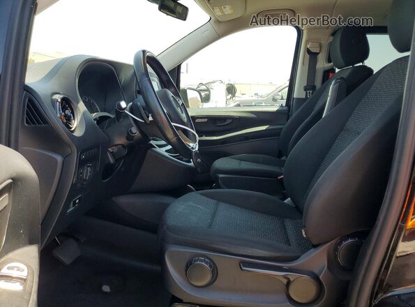 W1WV0FEY6P4337576 2023 MERCEDES-BENZ METRIS Black Առջևի վահանակի տեսք