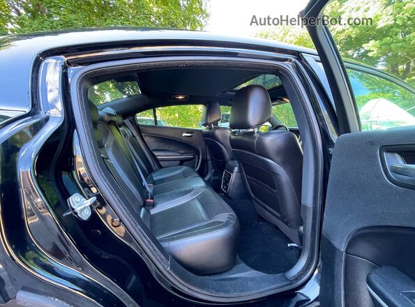 2C3CDXBG8LH213366 2020 DODGE CHARGER Black Front interior view