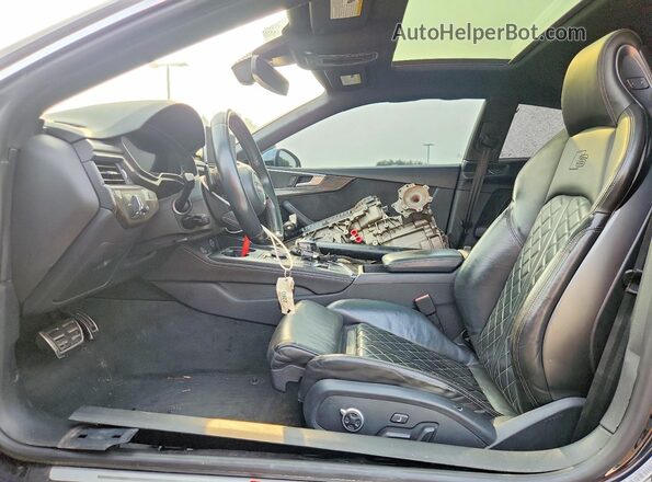 WAUP4AF57JA032447 2018 AUDI OTHER Black Widok deski rozdzielczej