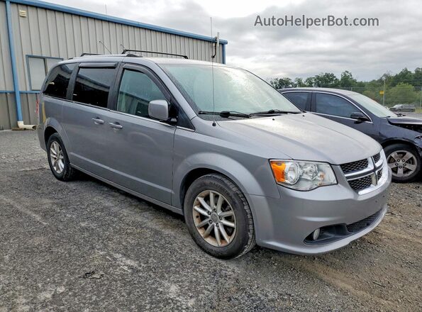 2C4RDGCG3JR240163 2018 DODGE GRAND Silver Widok z przodu