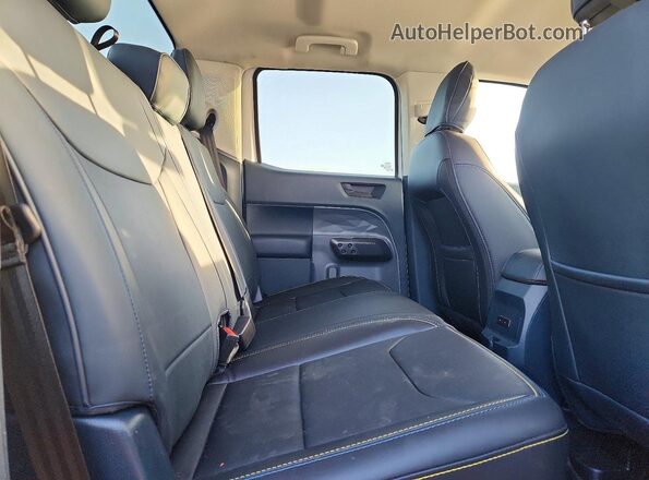 3FTCW8TA9SRB56250 2025 FORD MAVERICK Белый Вид задней части салона