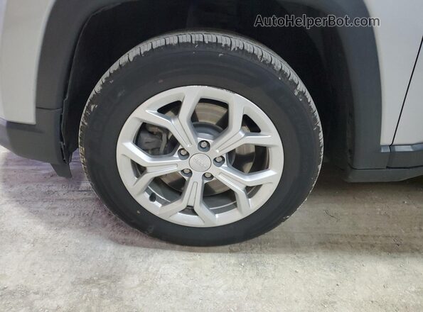 3C4NJDBNXRT133139 2024 JEEP COMPASS Серебряный 