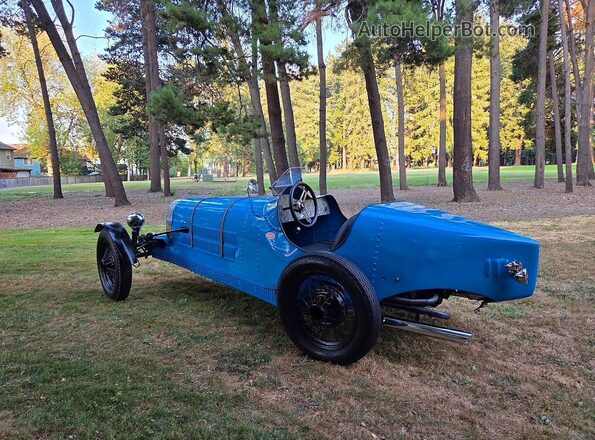 4949629 1927 BUGATTI TYPE Синий Задняя правая четверть