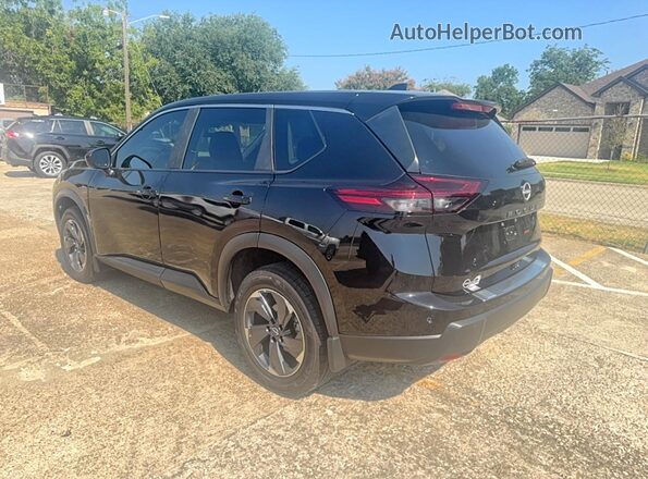 5N1BT3BA0TC698065 2026 NISSAN ROGUE Черный Передняя правая четверть