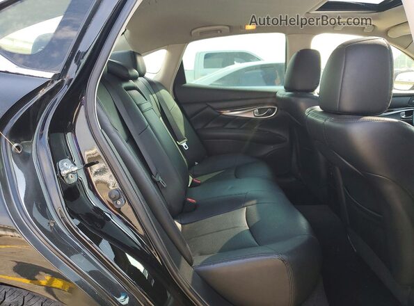 JN1BY1AP6HM741229 2017 INFINITI Q70 Black უკანა სალონის ხედი
