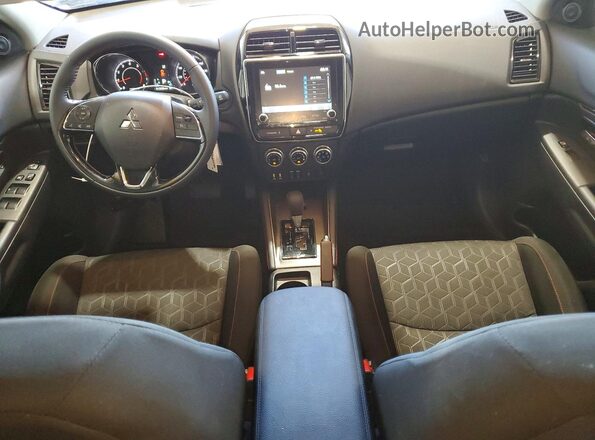 JA4ARUAU3TU017658 2026 MITSUBISHI OUTLANDER Черный Вид щитка приборов