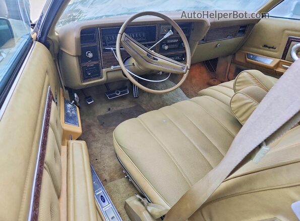 4E68S216615 1974 FORD LTD Cream Widok deski rozdzielczej