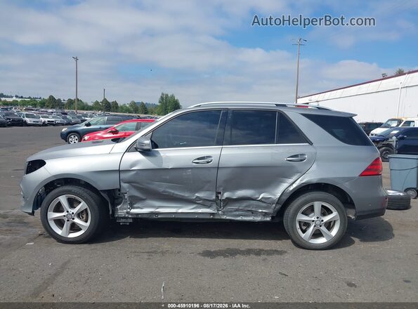 4JGDA0EB5GA677036 2016 MERCEDES-BENZ GLE 300D Gray Widok wnętrza 360 stopni