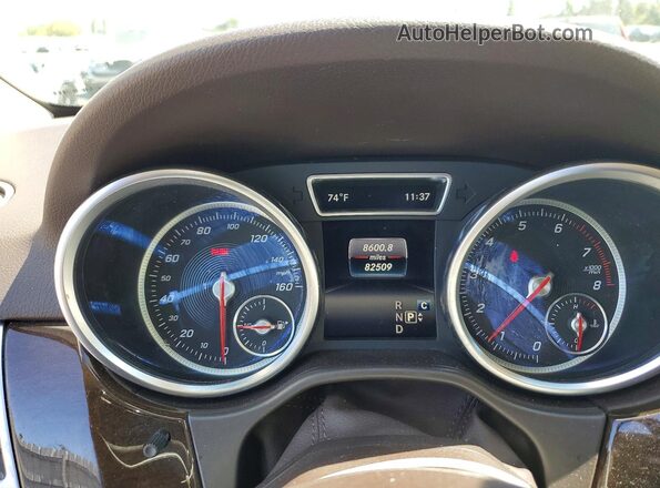 4JGDA5HB0HA877252 2017 MERCEDES-BENZ GLE White Widok zestawu wskaźników