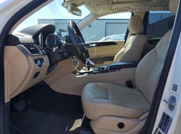 4JGDA5HB0HA877252 2017 MERCEDES-BENZ GLE White Widok wnętrza z przodu