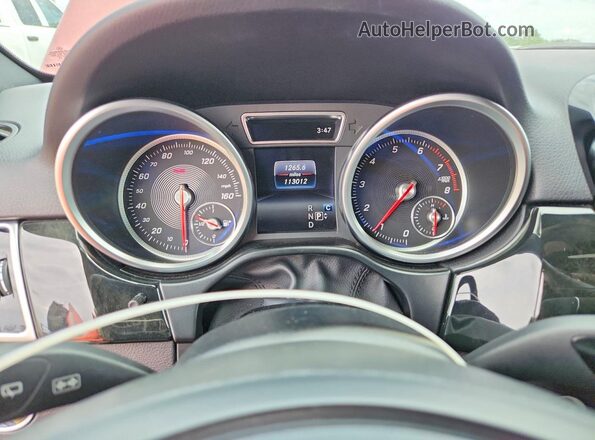 4JGDA5HB0HA894634 2017 MERCEDES-BENZ GLE Red Vista del cuadro de instrumentos