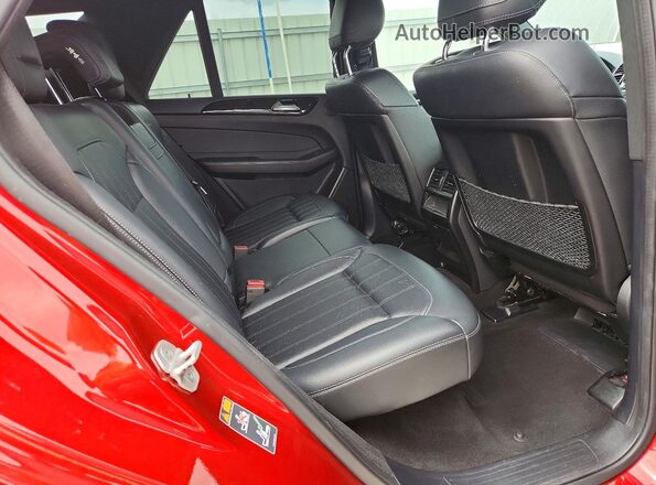 4JGDA5HB0HA894634 2017 MERCEDES-BENZ GLE Red Vista de los asientos traseros